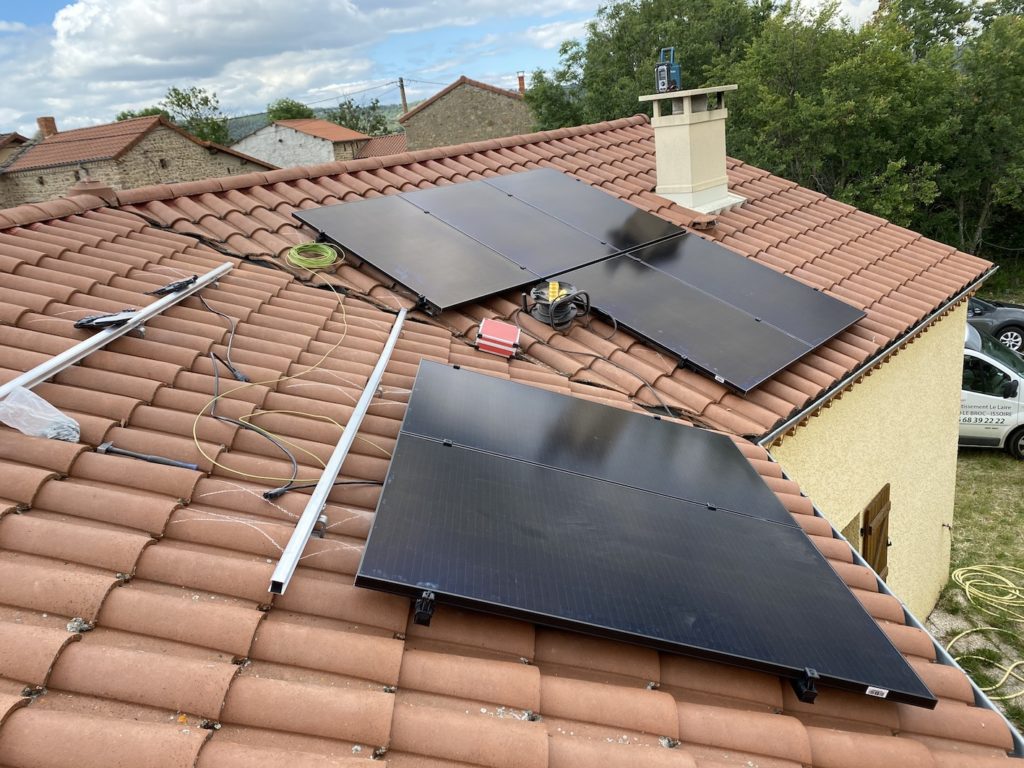 Microonduleurs ou onduleur centralisé? Auver Sol Avenir Auver Sol Avenir